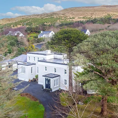 بيت للعطل The Convent Leenane لينوان